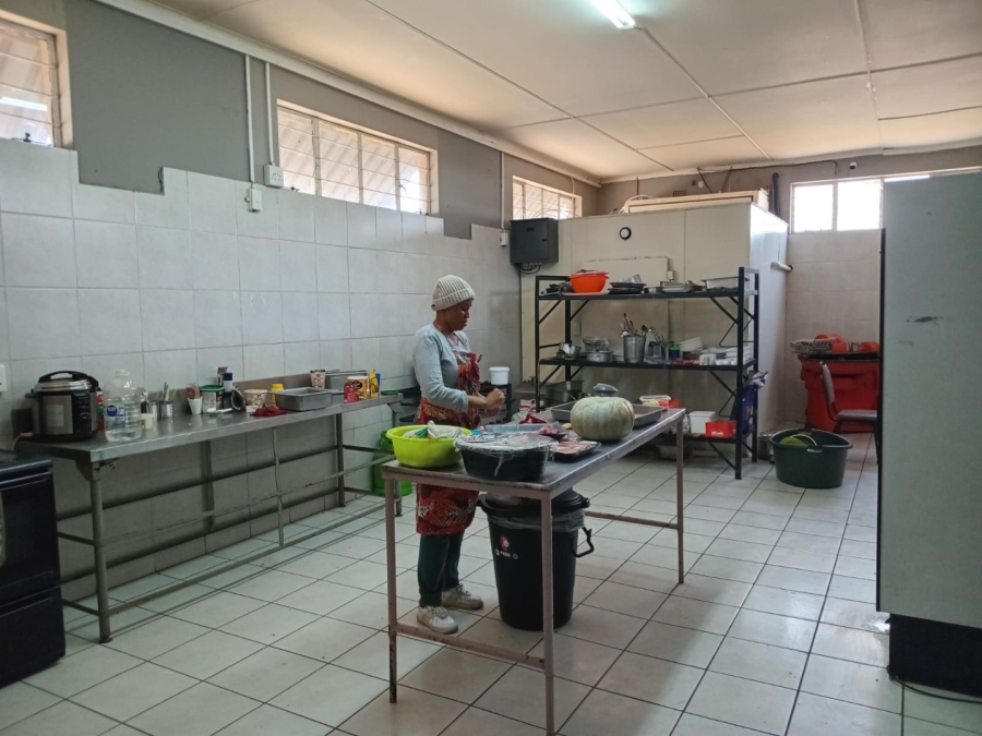  Bedroom Property for Sale in Bloemhof North West
